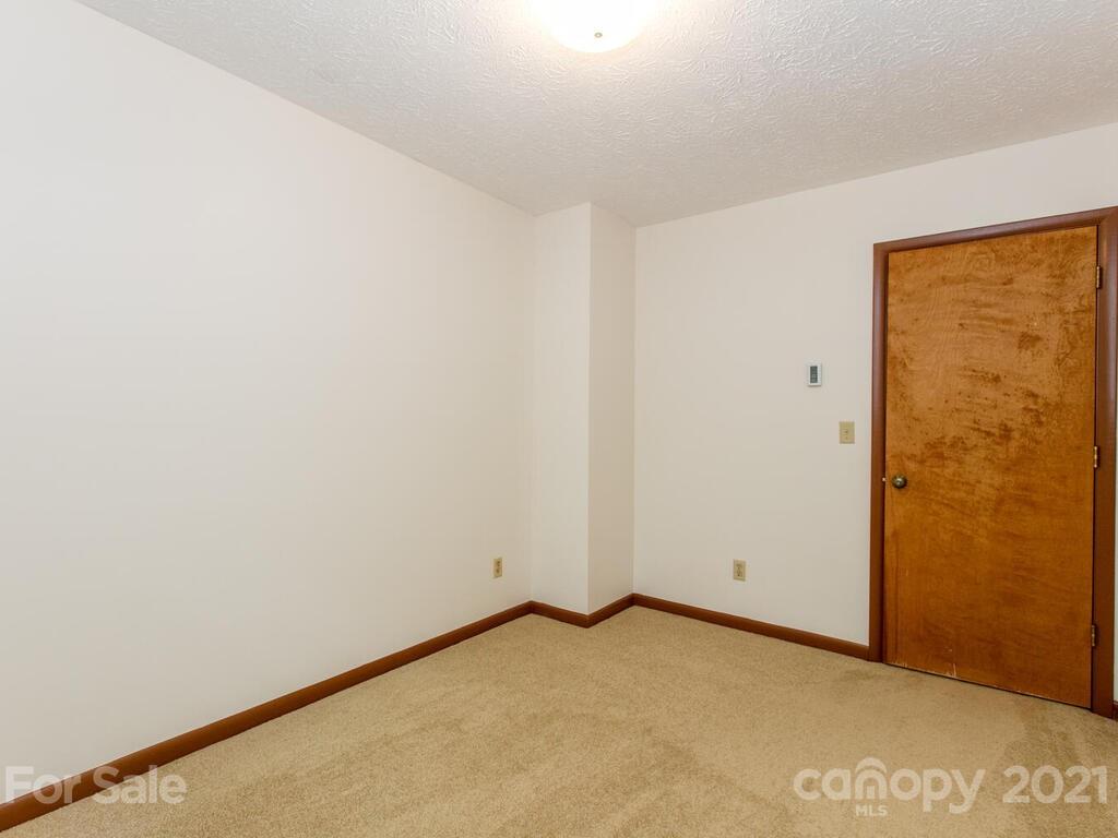 227 Gravely Branch Road Fletcher, NC 28732 - Photo 29 of 39 Gallery Image 29