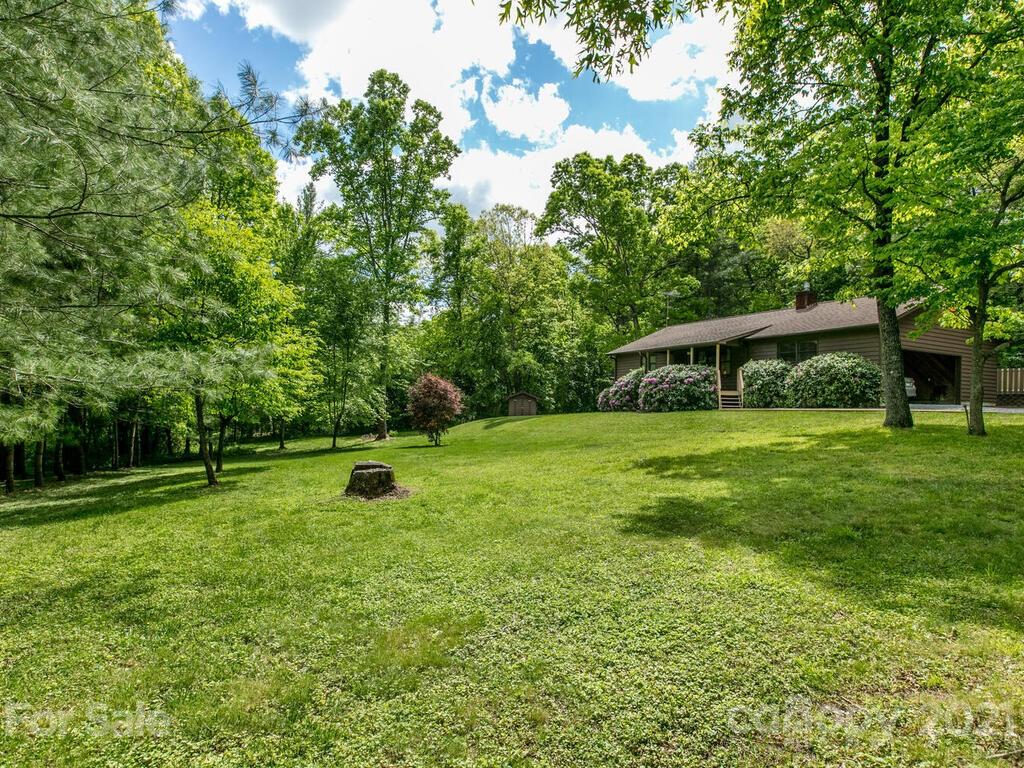227 Gravely Branch Road Fletcher, NC 28732 - Photo 7 of 39 Gallery Image 7