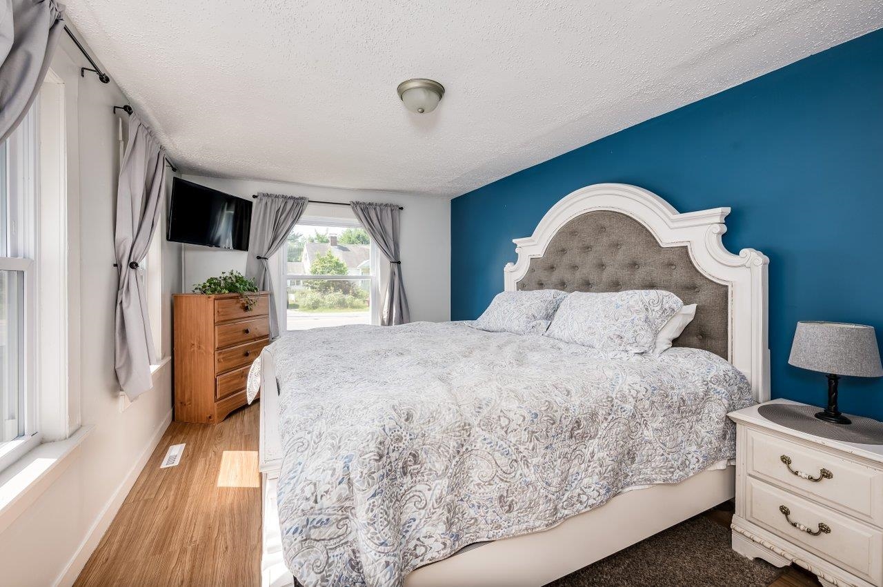 59 Walnut Street Rochester, NH 03867 - Photo 23 of 40