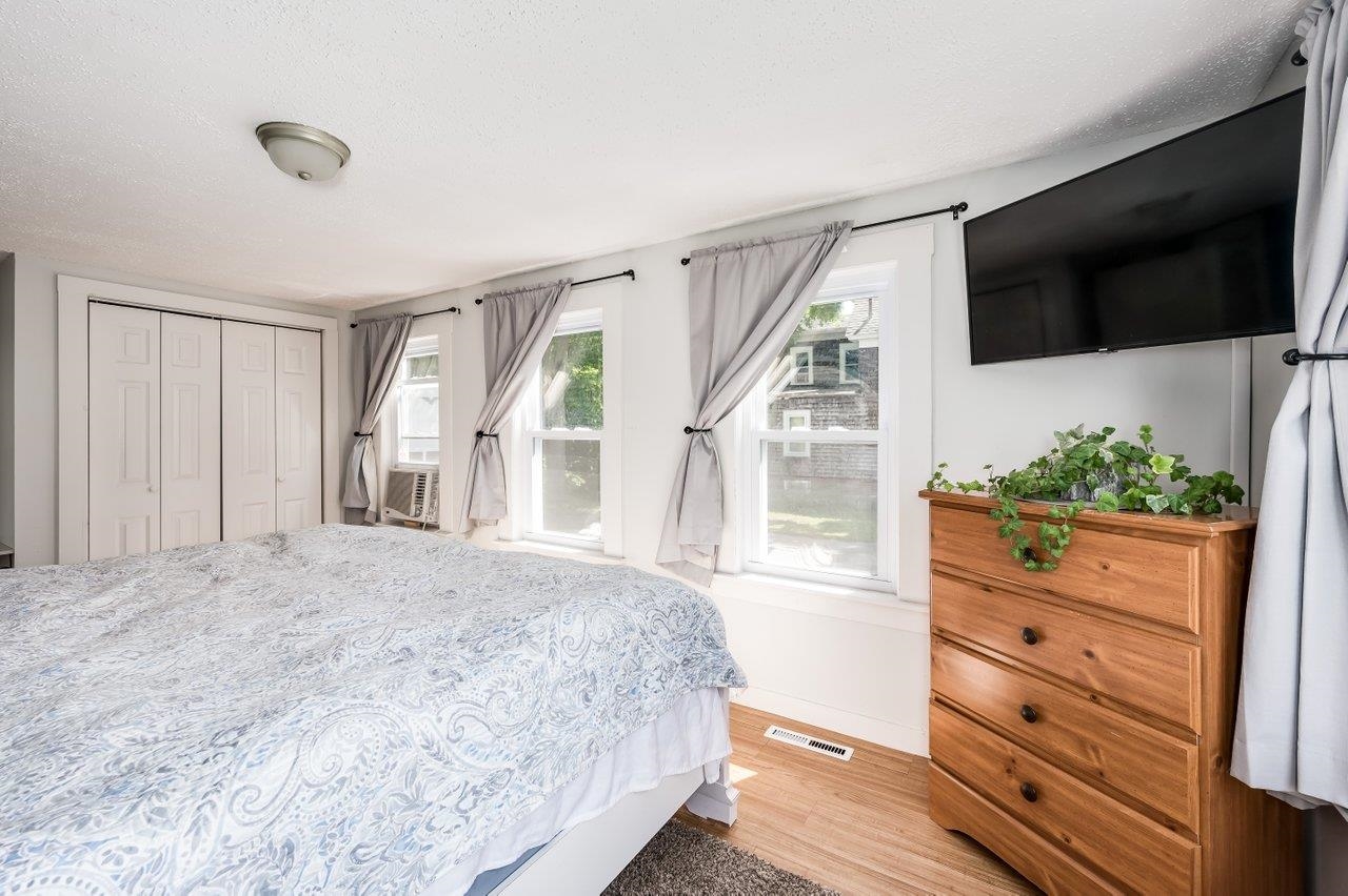59 Walnut Street Rochester, NH 03867 - Photo 25 of 40
