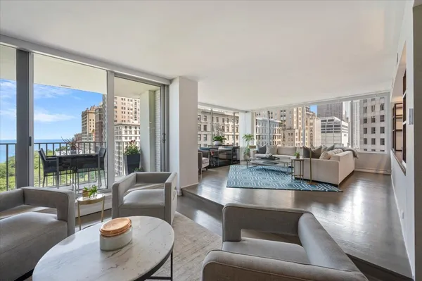 $13,000 | 1000 North Lake Shore Plaza, Unit 12B, Chicago, IL 60611