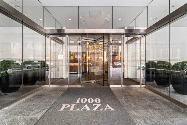 $13,000 | 1000 North Lake Shore Plaza, Unit 12B, Chicago, IL 60611