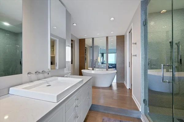 $13,000 | 1000 North Lake Shore Plaza, Unit 12B, Chicago, IL 60611