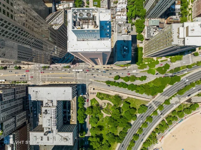 $14,000 | 1000 North Lake Shore Plaza, Unit 12B, Chicago, IL 60611