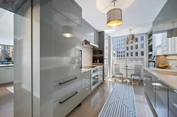 $13,000 | 1000 North Lake Shore Plaza, Unit 12B, Chicago, IL 60611