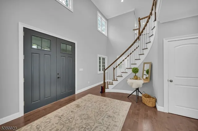 a view of entryway and hall