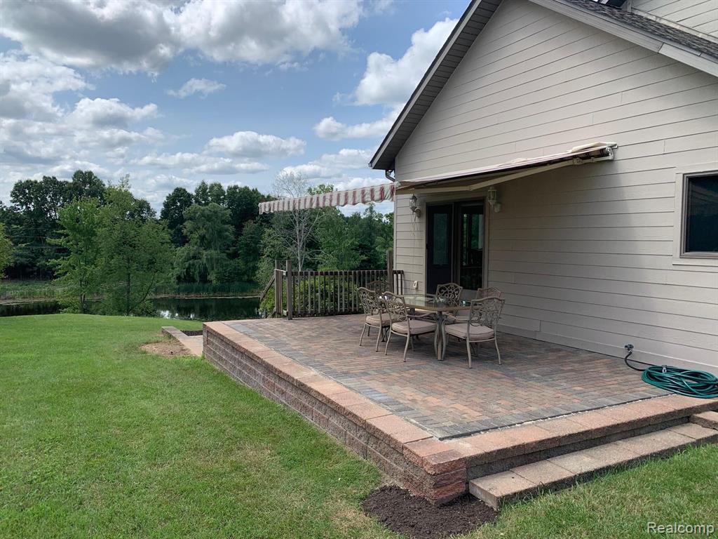 4107 Davison Road Lapeer, MI 48446 - Photo 7 of 33