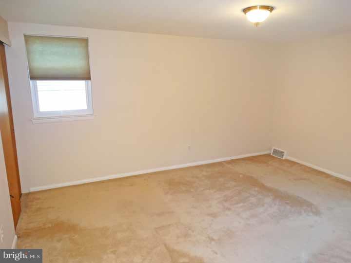 336 Ridgeway Place Philadelphia, PA 19116 - Photo 10 of 20 Bedroom