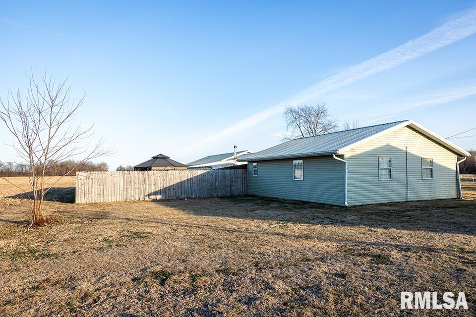 7671 Us Highway Iuka, IL 62849 - Photo 24 of 30