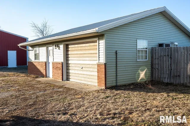 $235,000 | 7671 Us Highway, Iuka, IL 62849