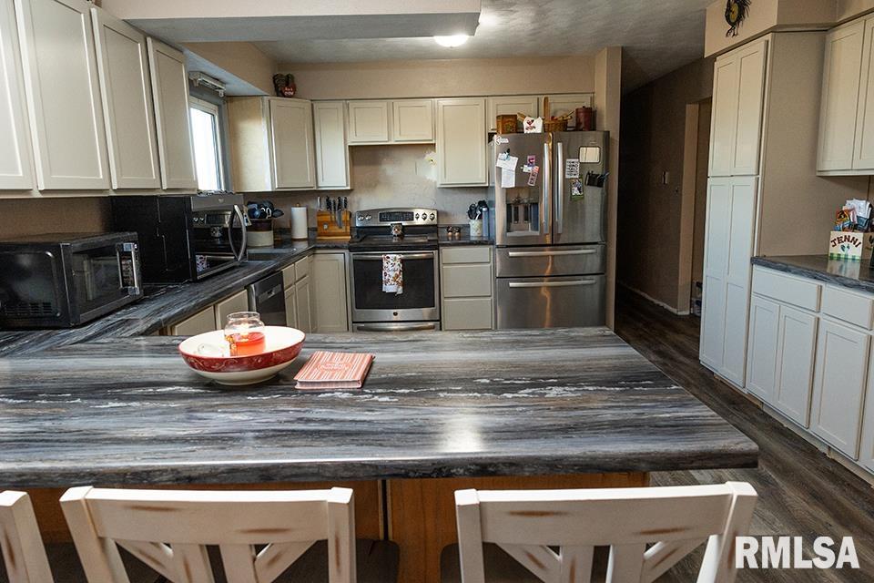 7671 Us Highway Iuka, IL 62849 - Photo 7 of 30