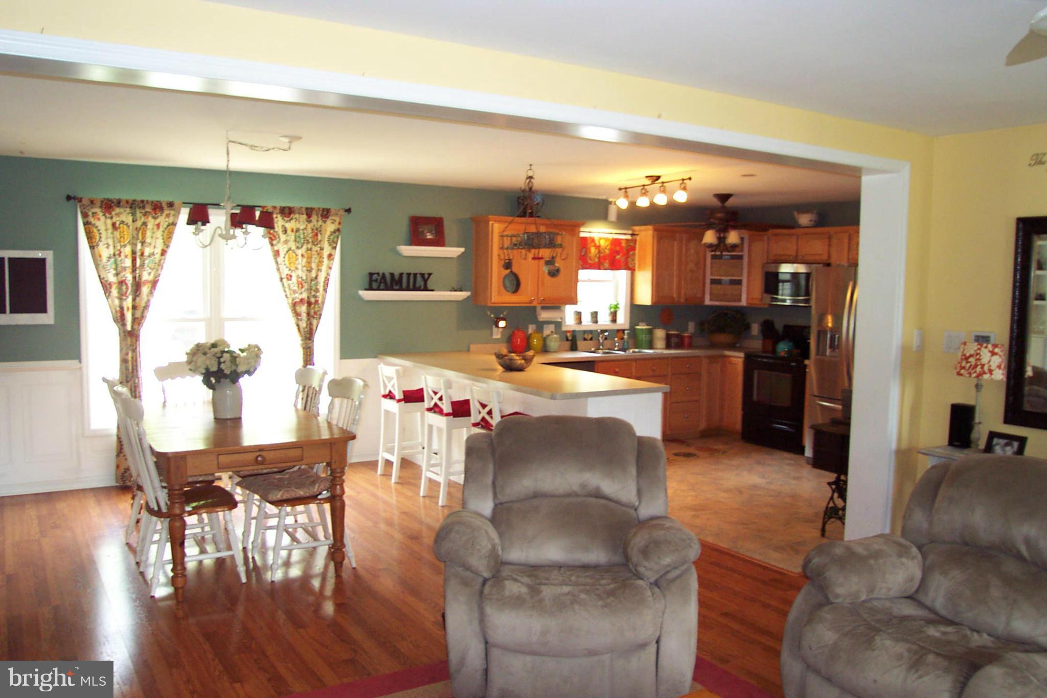 21068 Haven Road Rock Hall, MD 21661 - Photo 2 of 13 Interior (General)
