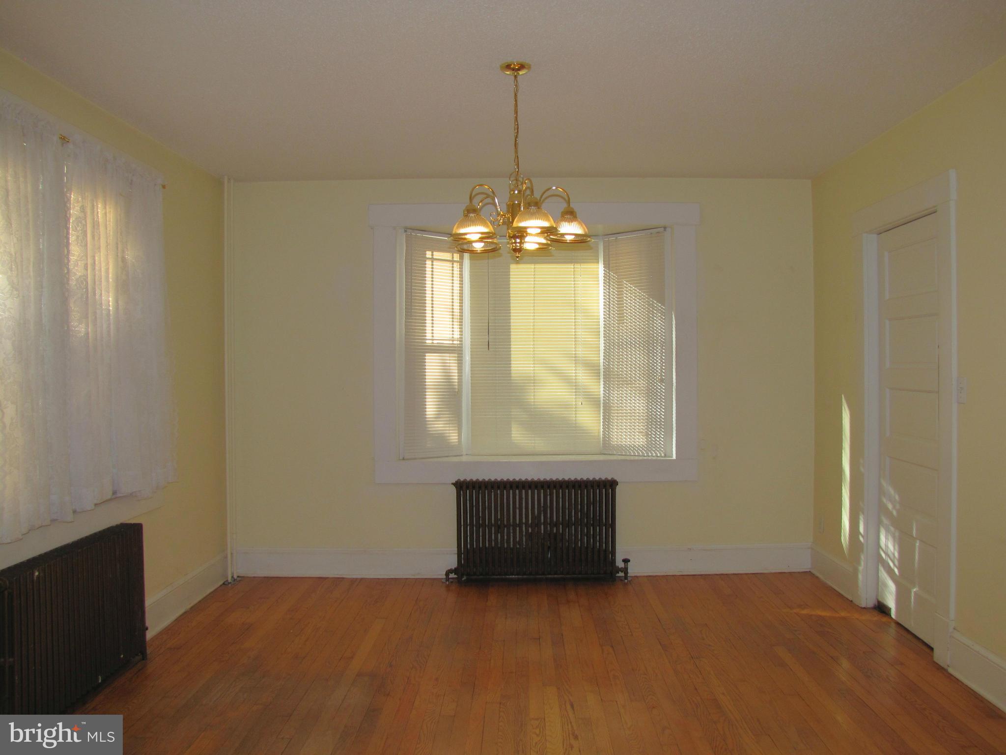 9566 North Laurel Road Laurel, MD 20723 - Photo 5 of 24 Dining Room