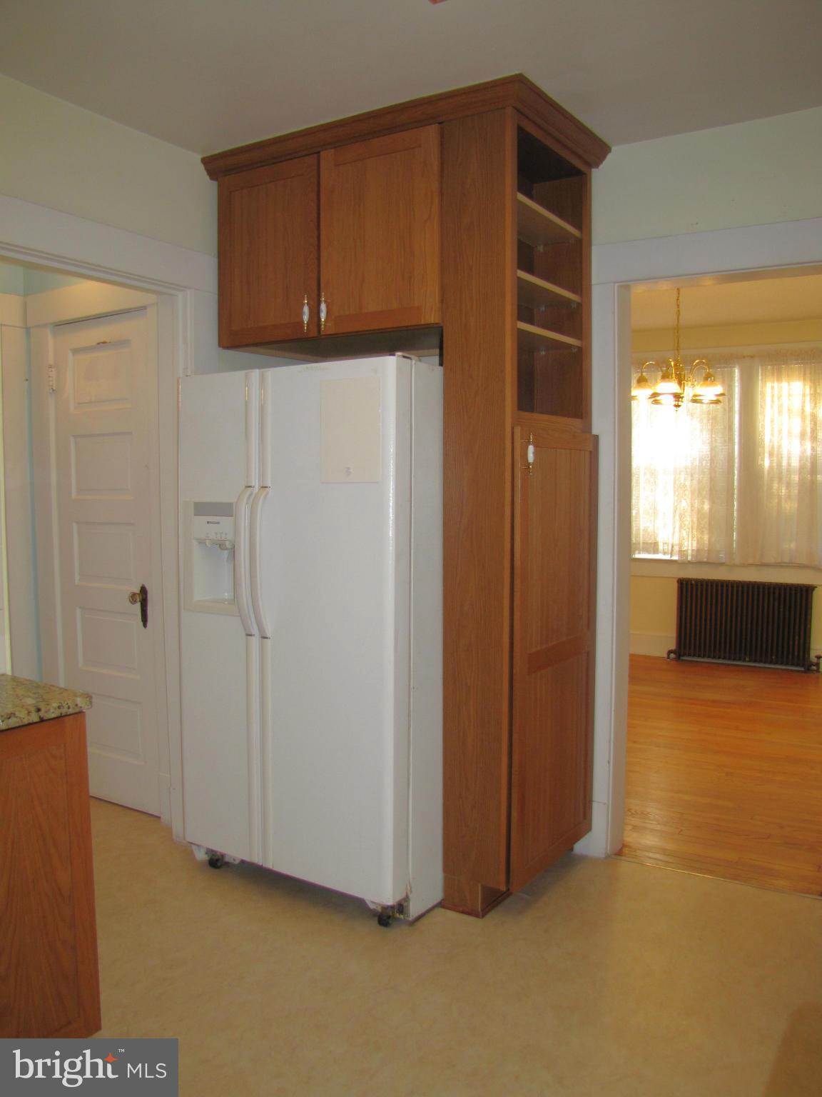 9566 North Laurel Road Laurel, MD 20723 - Photo 9 of 24 Kitchen