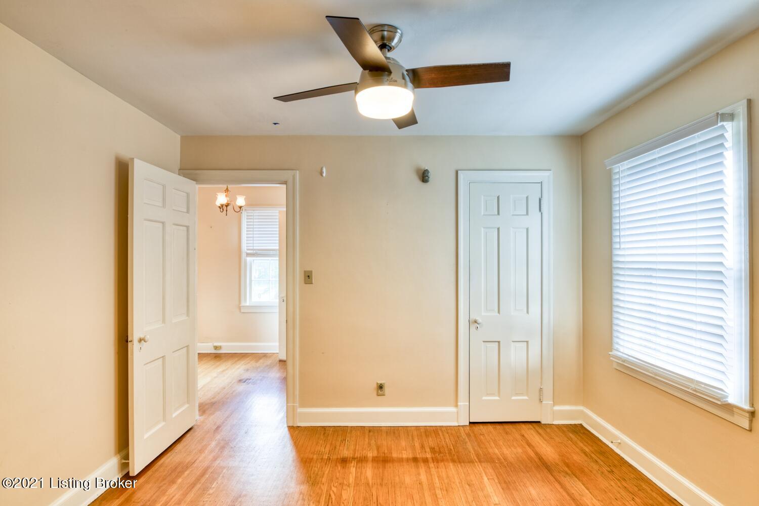 2418 Manchester Road Louisville, KY 40205 - Photo 28 of 43 2nd Floor bedroom