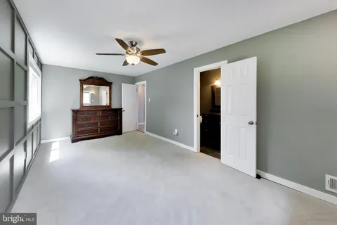 $650,000 | 422 Avondale Drive, Sterling, VA 20164