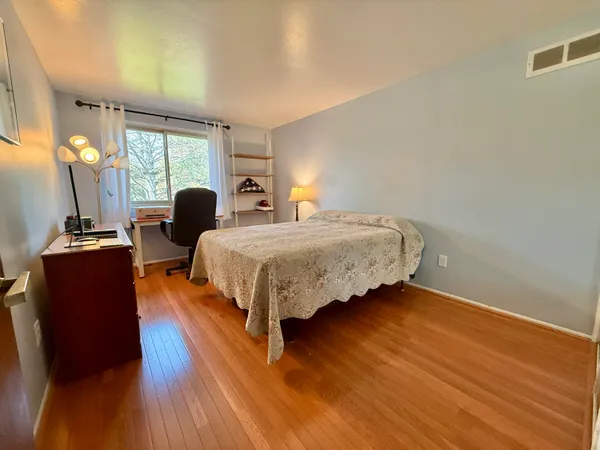 $250,000 | 1651 South Hill Boulevard, Bloomfield Hills, MI 48304