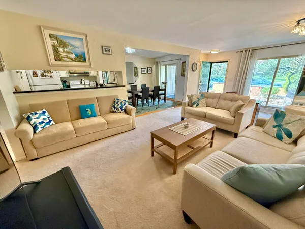 $250,000 | 1651 South Hill Boulevard, Bloomfield Hills, MI 48304