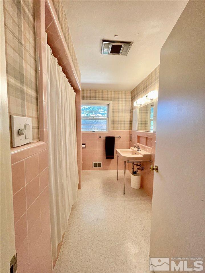 1175 Brown Street Reno, NV 89509 - Photo 23 of 31 Photo 24