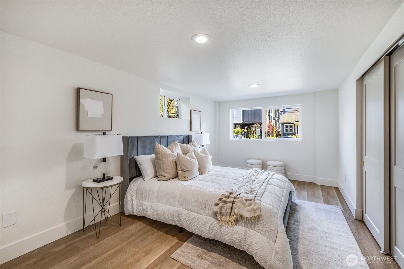 4225 Midvale Avenue North Seattle, WA 98103 - Photo 11 of 29 Gallery Image 11