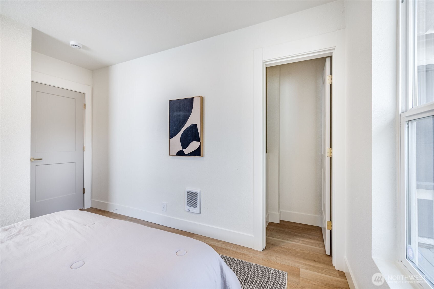 4225 Midvale Avenue North Seattle, WA 98103 - Photo 17 of 29 Gallery Image 17