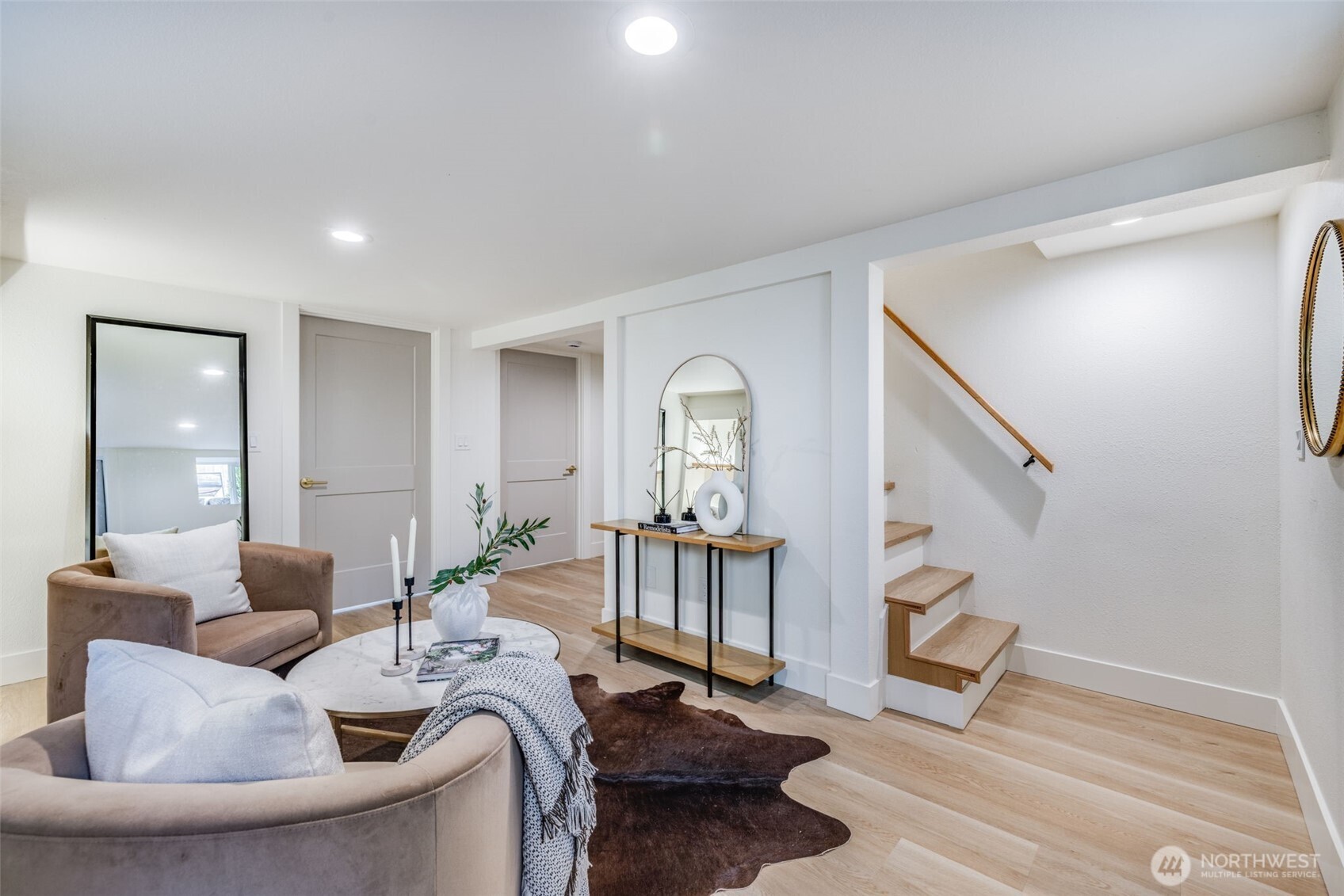 4225 Midvale Avenue North Seattle, WA 98103 - Photo 20 of 29 Gallery Image 20