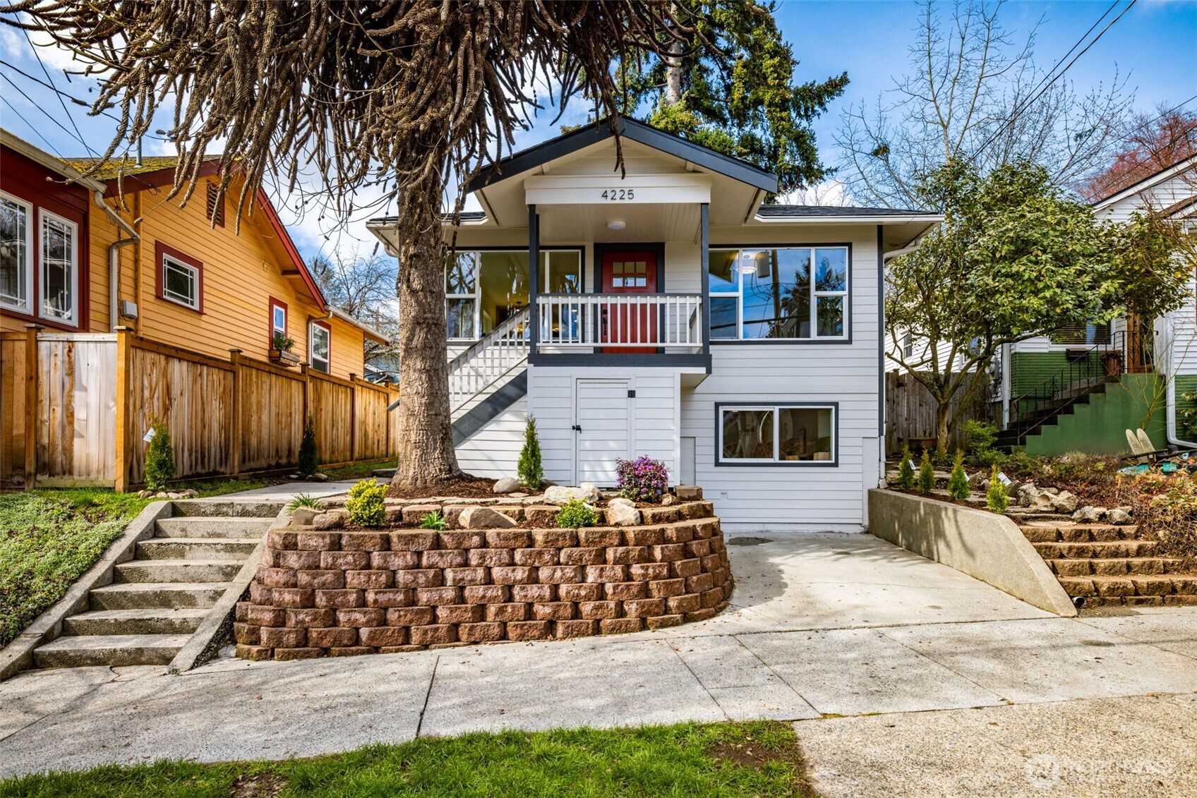 4225 Midvale Avenue North Seattle, WA 98103 - Photo 24 of 29 Gallery Image 24
