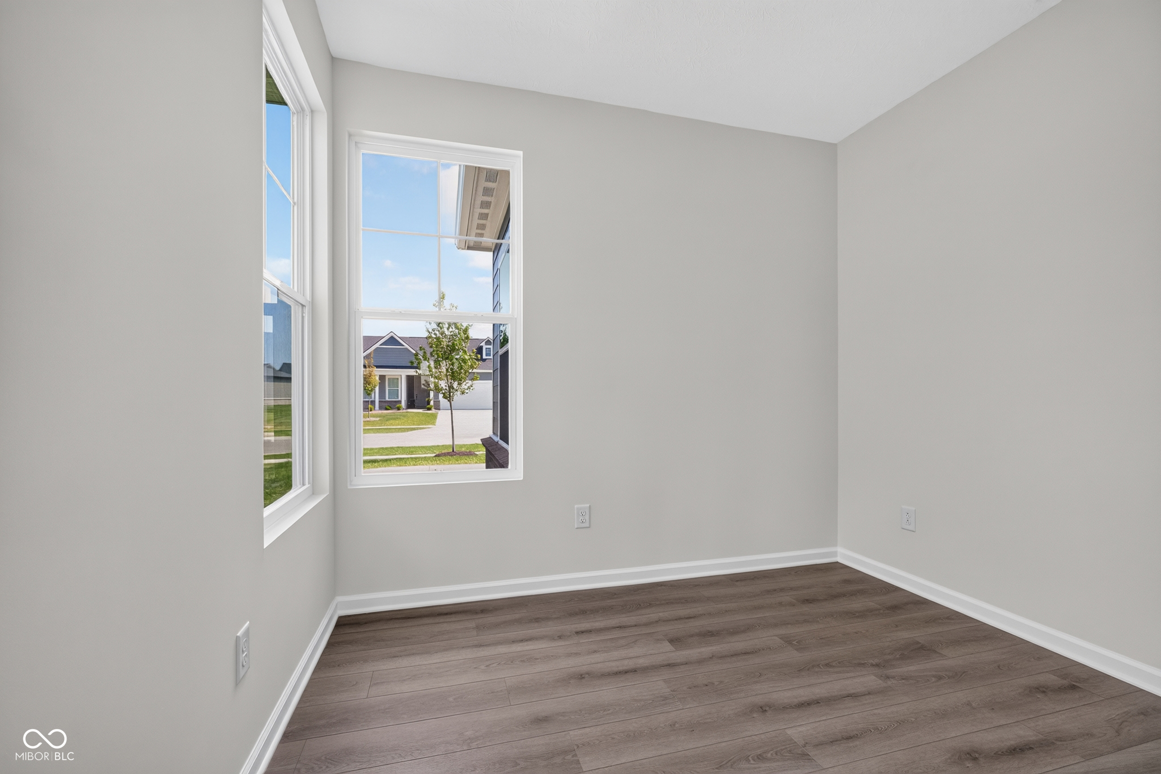 3200 Balsamroot Road Greenwood, IN 46143 - Photo 24 of 61 Gallery Image 24