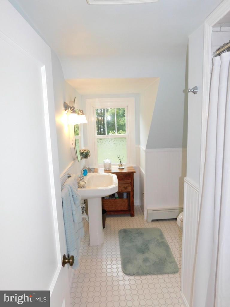 1708 Philadelphia Road Joppa, MD 21085 - Photo 15 of 29 Bath (Master)