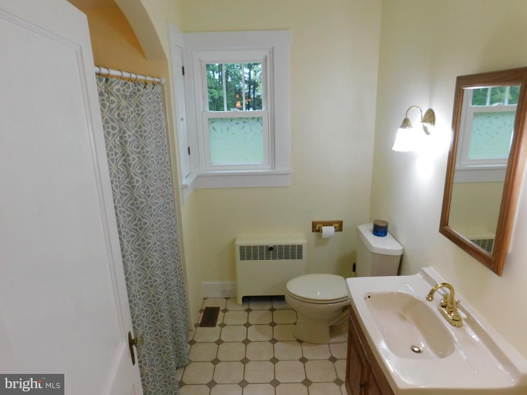 1708 Philadelphia Road Joppa, MD 21085 - Photo 19 of 29 Main Floor Full Bathroom