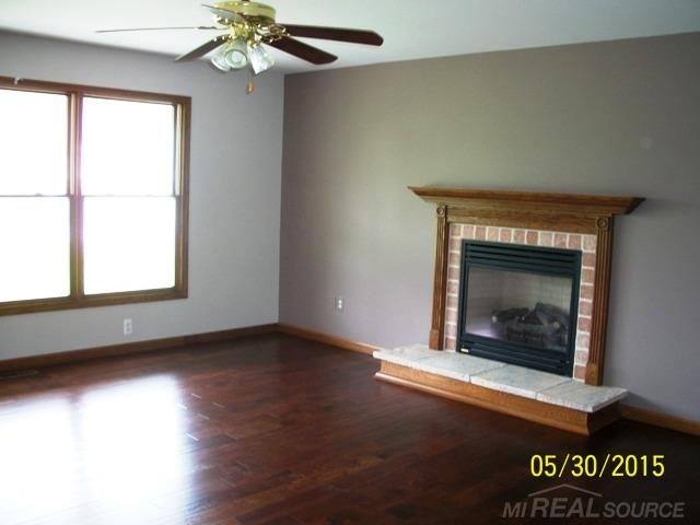 1317 Kronner Road Columbus, MI 48063 - Photo 5 of 31