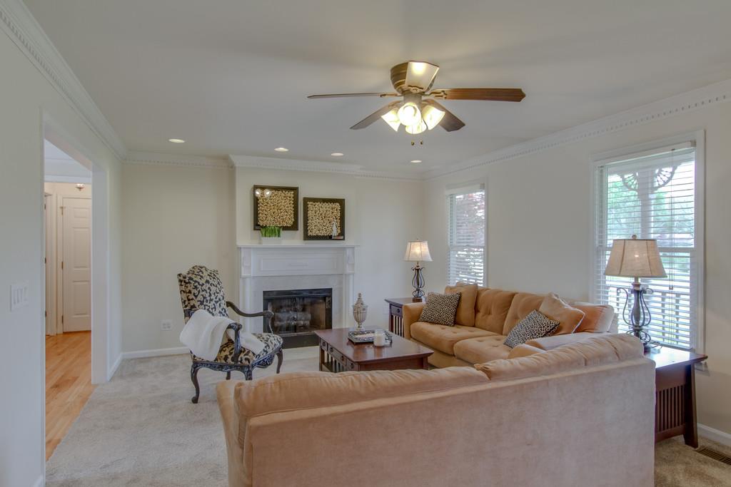 1982 Tinnin Road Goodlettsville, TN 37072 - Photo 4 of 29 Gallery Image 4