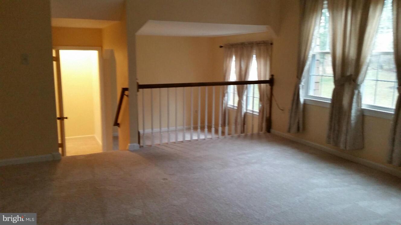 2740 Hill Road Vienna, VA 22181 - Photo 17 of 26 Interior (General)