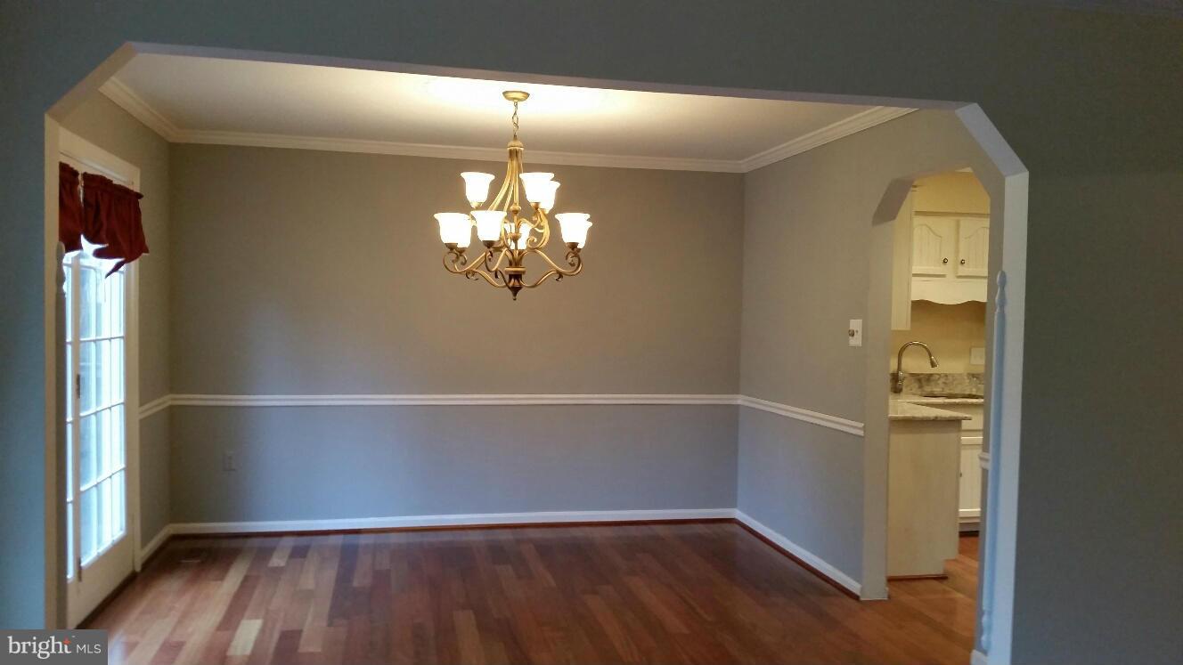 2740 Hill Road Vienna, VA 22181 - Photo 5 of 26 Dining Room