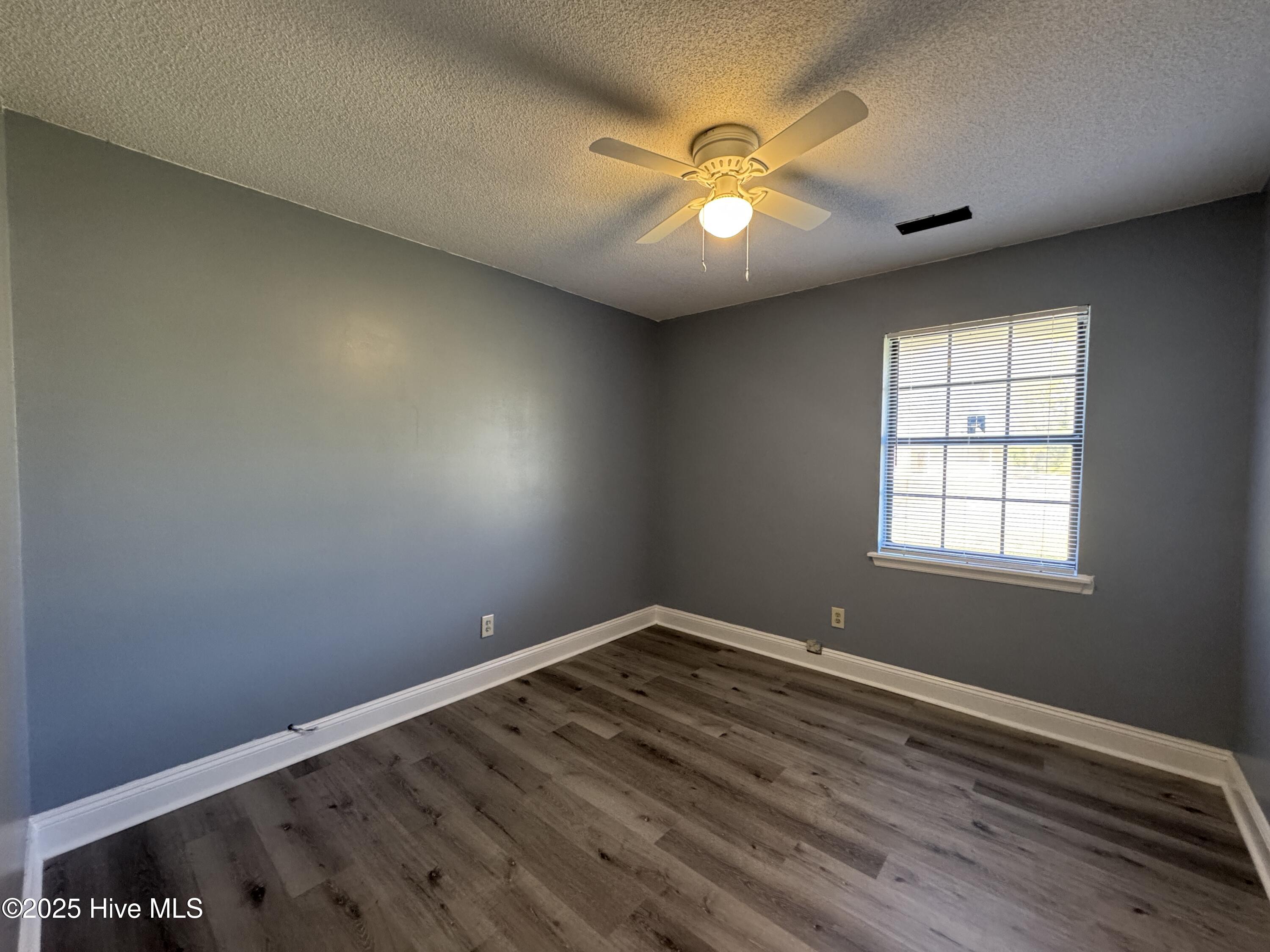 309 Cardiff Road Castle Hayne, NC 28429 - Photo 11 of 21 11 Bed 3