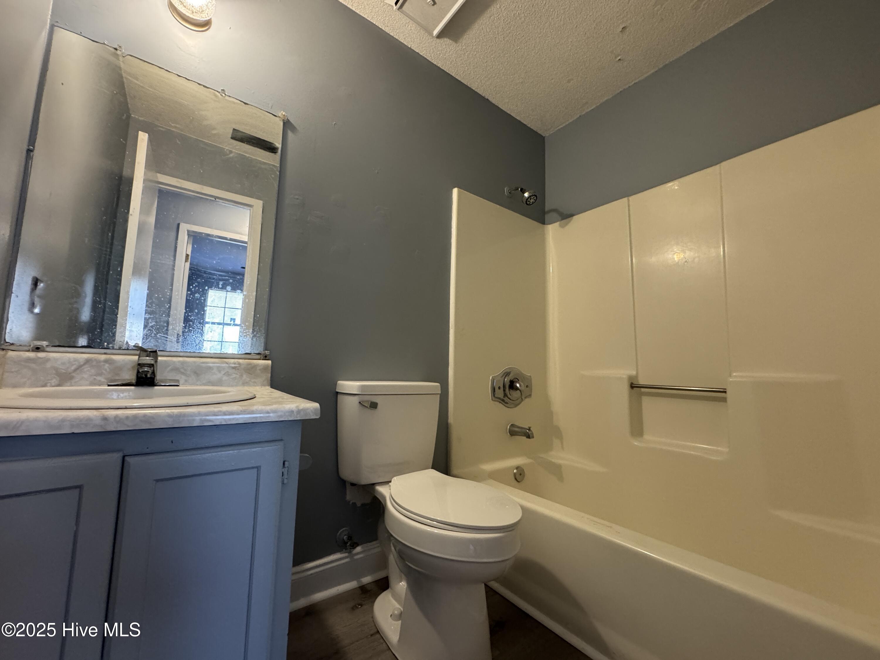 309 Cardiff Road Castle Hayne, NC 28429 - Photo 12 of 21 12 Bath 2