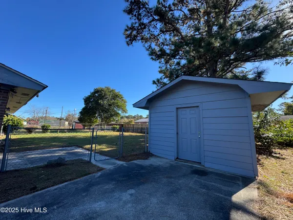 $1,699 | 309 Cardiff Road, Castle Hayne, NC 28429