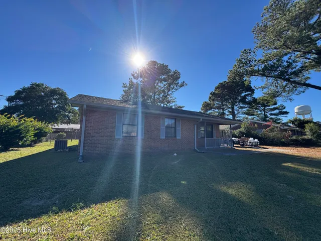 $1,750 | 309 Cardiff Road, Castle Hayne, NC 28429