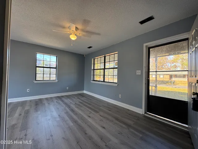 $1,750 | 309 Cardiff Road, Castle Hayne, NC 28429