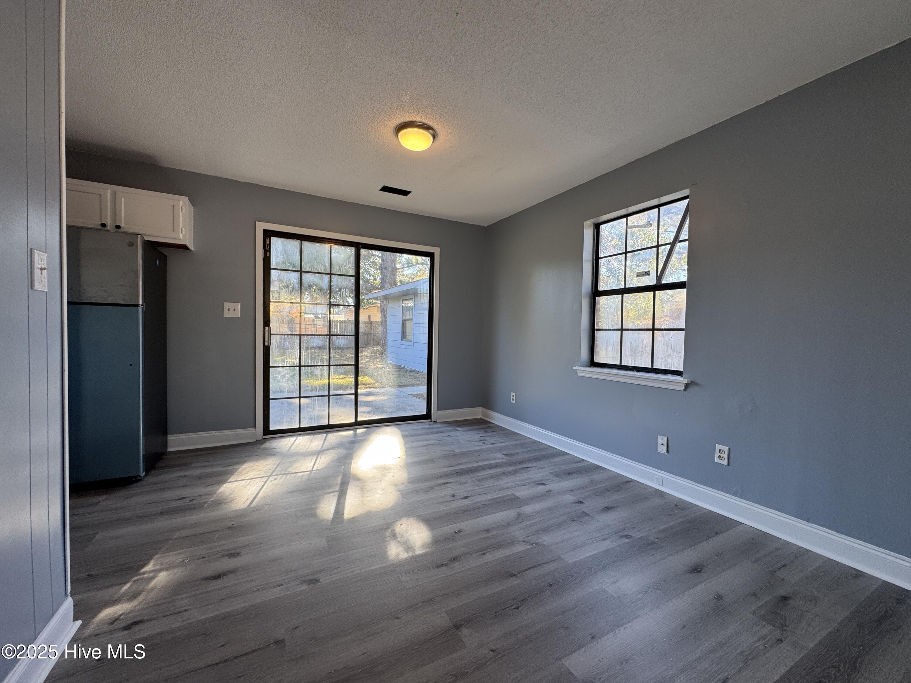 309 Cardiff Road Castle Hayne, NC 28429 - Photo 6 of 21 6 Dining