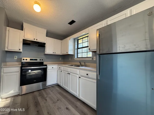 $1,750 | 309 Cardiff Road, Castle Hayne, NC 28429