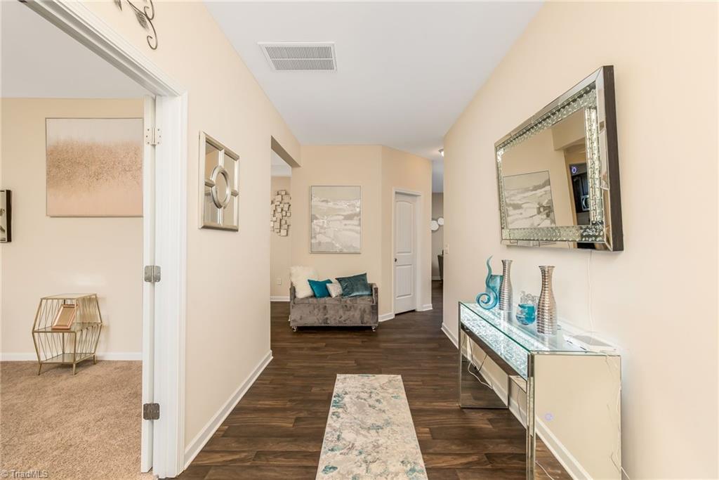 3637 Link Road Greensboro, NC 27405 - Photo 6 of 36 Gallery Image 6