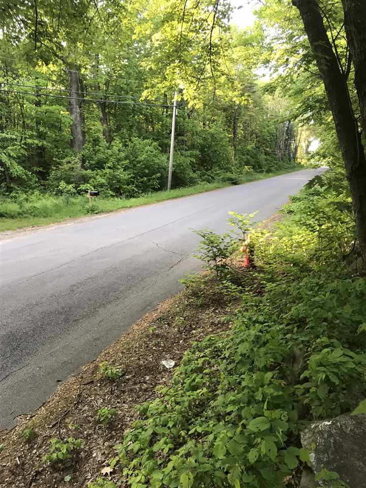 595 Mammoth Road Londonderry, NH 03053 - Photo 2 of 8