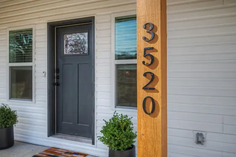 a sign that is on the side of a building