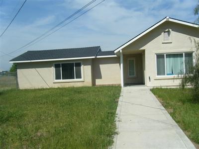 21360 Manning Avenue Reedley, CA 93654 - Photo 1 of 10 Gallery Image 1