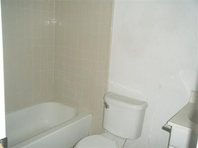 21360 Manning Avenue Reedley, CA 93654 - Photo 3 of 10 Gallery Image 3