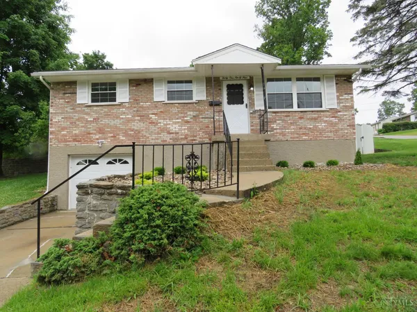 $249,000 | 3199 Mary Jane Drive, Cincinnati, OH 45211