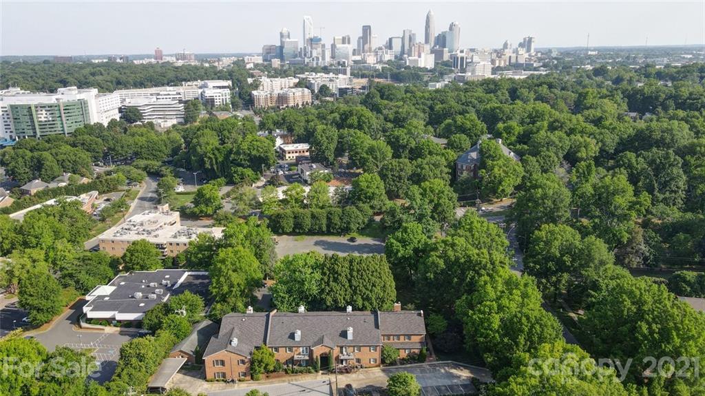 1014 Queens Road Charlotte, NC 28207 - Photo 2 of 18 an aerial view of multiple house