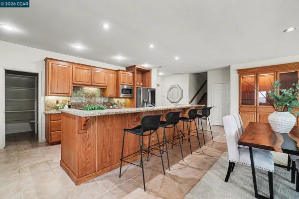 $1,195,000 | 5666 Oakmont Court, Discovery Bay, CA 94505