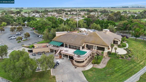 $1,195,000 | 5666 Oakmont Court, Discovery Bay, CA 94505